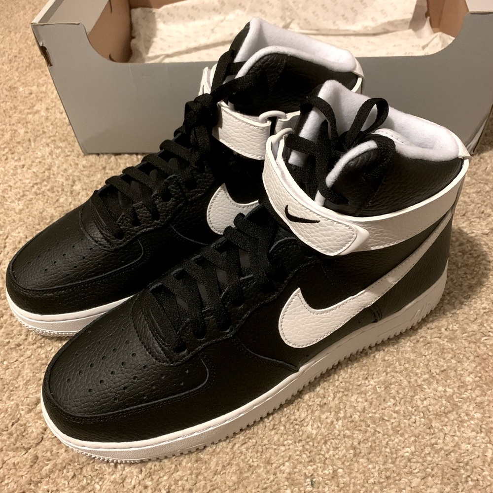 Nike Air Force 1 07 High Top Size 11 Black NEW WITH BOX
